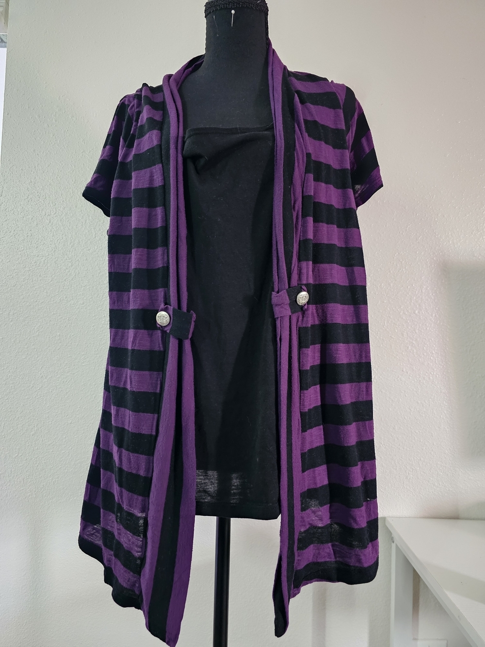 Striped Open-Front Short-Sleeve Vest in Purple and Black